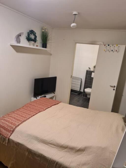 Small Studio Appartment Tromso Luaran gambar